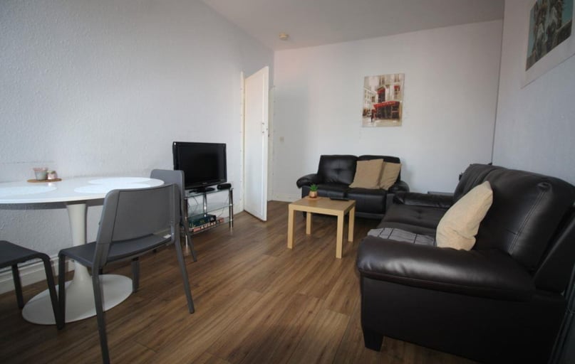 Dinsdale Road, Jesmond Vale, Newcastle - Image 1